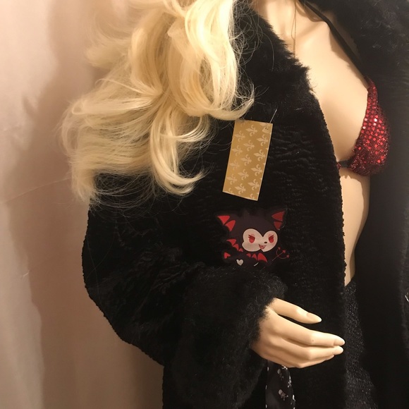 Gorgeous vintage custom kuromi fur coat❤️✨ - Picture 5 of 17